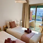 With Rooftop Pool - Tideview
