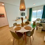 With Rooftop Pool - Tideview Apartament