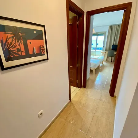 With Rooftop Pool - Tideview Apartmán *