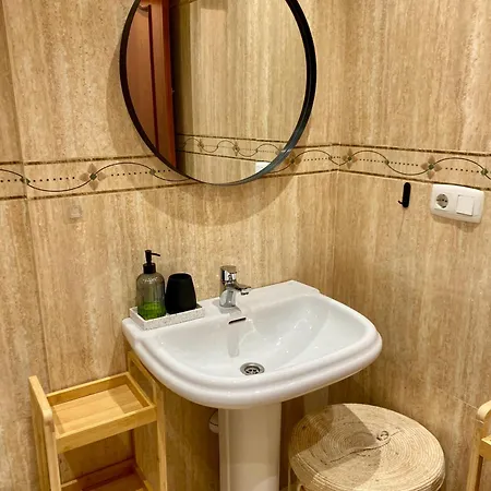 With Rooftop Pool - Tideview Apartmán